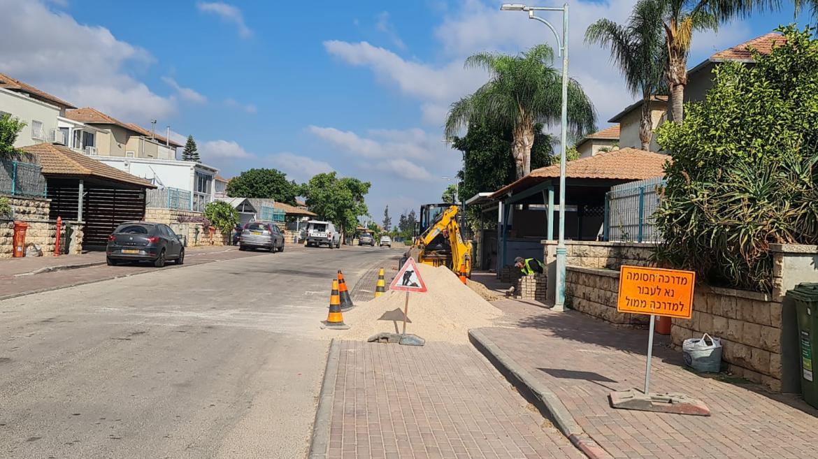 שדרוג קו מים אחוזת ברק רח' כלניות